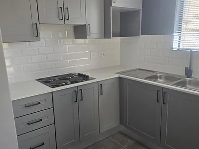 1 Bedroom Apartment To Rent in Johannesburg - OFTn.webp