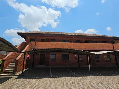 2 Bedroom Apartment For Sale in Alberton - nOhi.webp