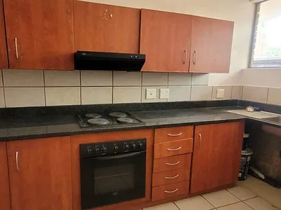 2 Bedroom Apartment For Sale in Alberton - SPY8.webp