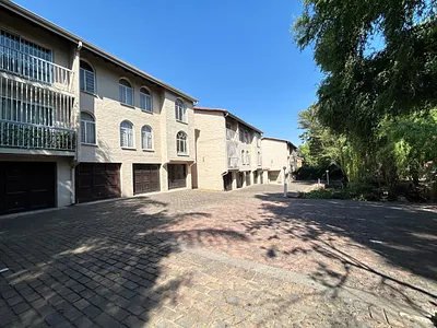 2 Bedroom Apartment For Sale in Alberton - c8iB.webp