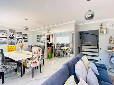 3 Bedroom Apartment For Sale in Kempton Park - xID4.webp