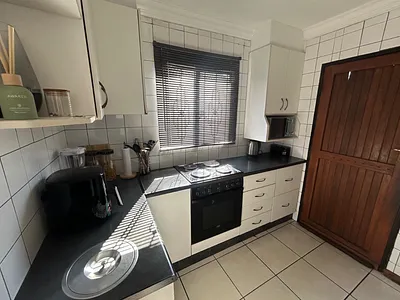 2 Bedroom House For Sale in Germiston - GHKU.webp