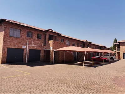 2 Bedroom Apartment For Sale in Alberton - KCPU.webp