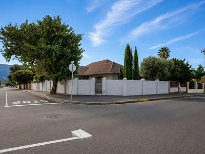3 Bedroom House To Rent in Paarl - img