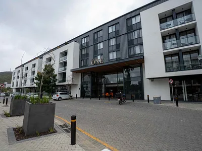 1 Bedroom Apartment For Sale in Stellenbosch - xGEf.webp