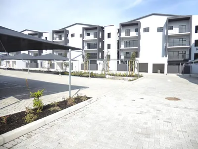 3 Bedroom Apartment For Sale in Blouberg - naik.webp