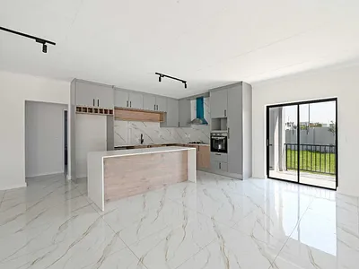 3 Bedroom Apartment For Sale in Blouberg - zXsC.webp