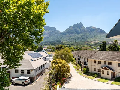 2 Bedroom Apartment For Sale in Cape Town - DOhC.webp