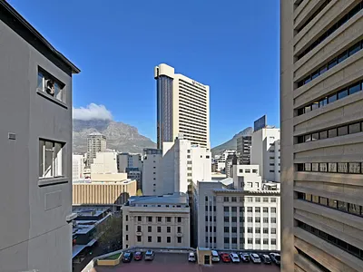 0.5 Bedroom Apartment For Sale in Cape Town - EDy7.webp