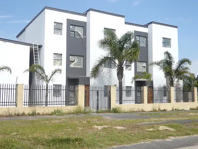 2 Bedroom Apartment For Sale in Goodwood - Nuye.webp