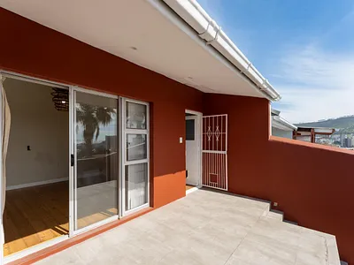 2 Bedroom House To Rent in Cape Town - 0Akd.webp