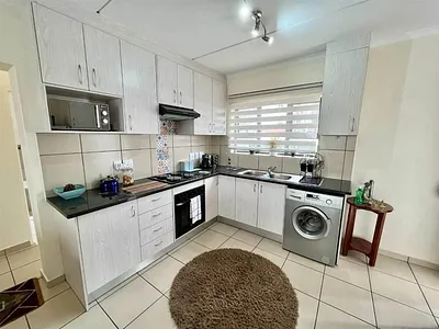 2 Bedroom Apartment For Sale in Midrand - 2EnT.webp