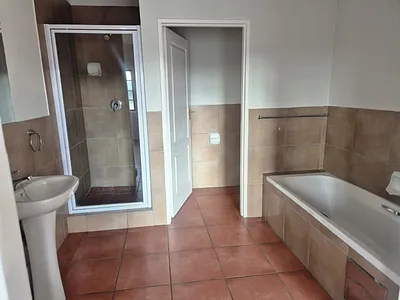 2 Bedroom Apartment To Rent in Sandton - dFyq.webp