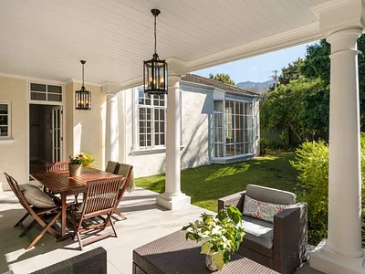 3 Bedroom House For Sale in Cape Town - Xjb0.webp