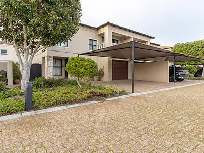 3 Bedroom Townhouse For Sale in Blouberg - 7IxH.webp