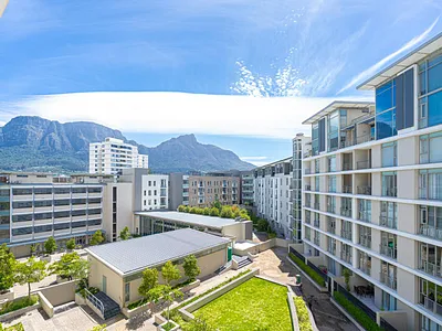 2 Bedroom Apartment For Sale in Cape Town - E7QC.webp