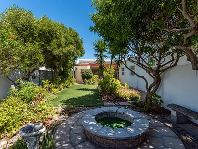 3 Bedroom House For Sale in Cape Town - seWE.webp