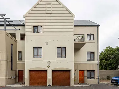 3 Bedroom Apartment For Sale in Blouberg - yzCP.webp