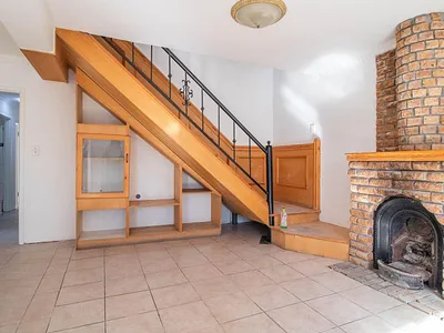 6 Bedroom House For Sale in Cape Town - Rfbw.webp