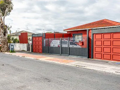 3 Bedroom House For Sale in Milnerton - npCQ.webp