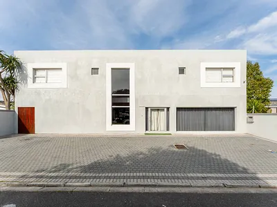 10 Bedroom House For Sale in Milnerton - fwwB.webp