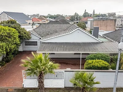 3 Bedroom House For Sale in Cape Town - Pxxr.webp