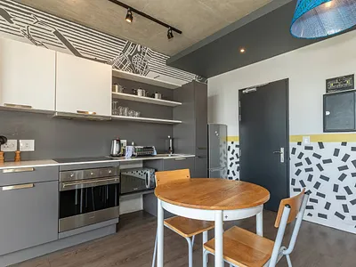 2 Bedroom Apartment For Sale in Cape Town - 8tX7.webp