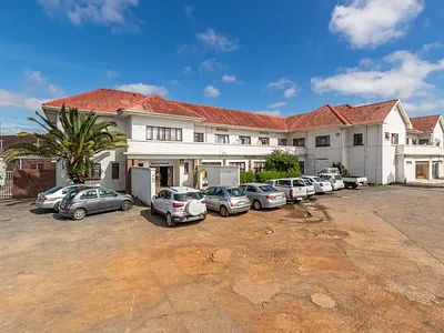 10 Bedroom Apartment For Sale in Cape Town - v9Sj.webp