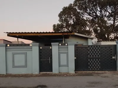 3 Bedroom House For Sale in Cape Town - DeaF.webp