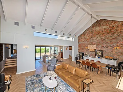 4 Bedroom House For Sale in Parow - EVQW.webp