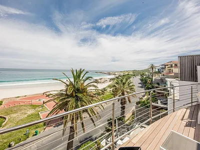 3 Bedroom Apartment For Sale in Cape Town - b6Pu.webp