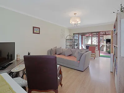 2 Bedroom Townhouse For Sale in Blouberg - zyeq.webp