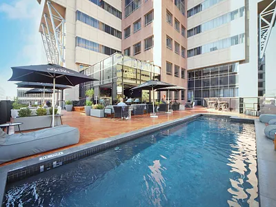 2 Bedroom Apartment For Sale in Cape Town - gq7T.webp