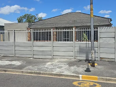 3 Bedroom House To Rent in Parow - fQCc.webp