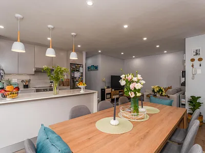 2 Bedroom Apartment For Sale in Cape Town - 9437.webp