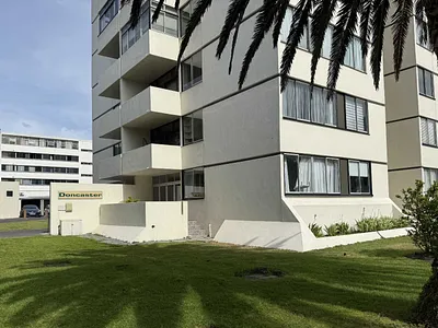 2 Bedroom Apartment To Rent in Cape Town - amcz.webp