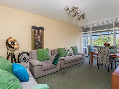 2 Bedroom Apartment For Sale in Cape Town - h1WS.webp