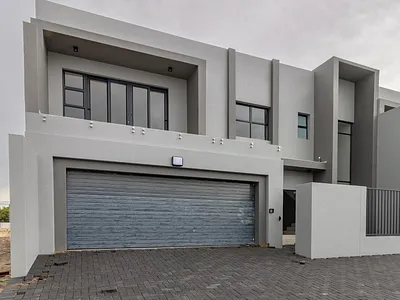 4 Bedroom House For Sale in Blouberg - xD3Q.webp
