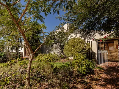 3 Bedroom House For Sale in Cape Town - img