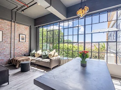 2 Bedroom Apartment For Sale in Cape Town - U5jV.webp