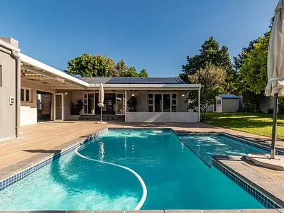 3 Bedroom House For Sale in Cape Town - 97Mw.webp