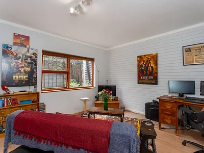 1 Bedroom Apartment For Sale in Cape Town - piVm.webp