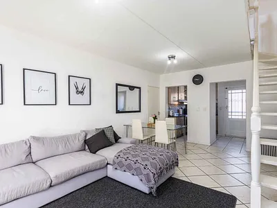 2 Bedroom Townhouse For Sale in Blouberg - gKmh.webp