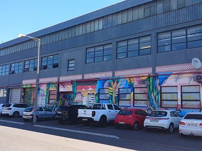 Commercial Property To Rent in Cape Town - img