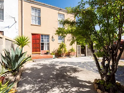3 Bedroom House For Sale in Mitchells Plain - 1Gtw.webp