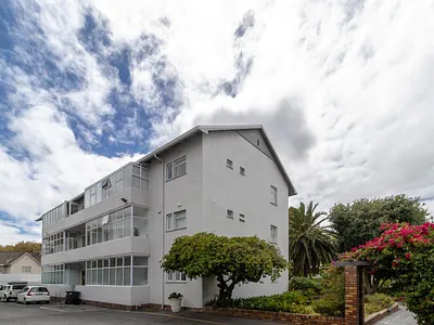 2 Bedroom Apartment To Rent in Cape Town - CR3Z.webp