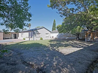 3 Bedroom House To Rent in Blouberg - 2fDN.webp