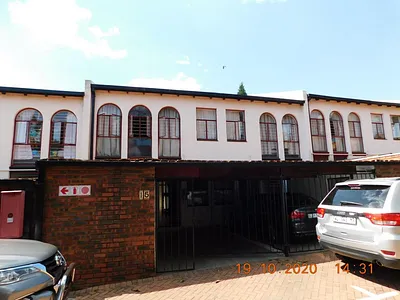 3 Bedroom Townhouse To Rent in Pretoria - qFkm.webp