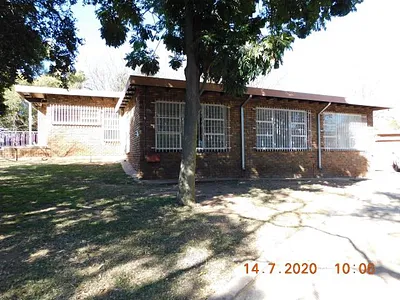 4 Bedroom House To Rent in Pretoria - SzKR.webp