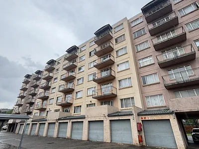 2 Bedroom Apartment To Rent in Pretoria - AOc9.webp